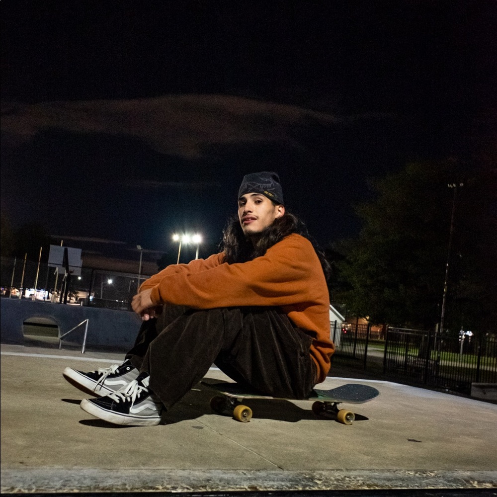 Meet your Posher, Adonis